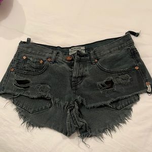 One Teaspoon frayed black jean shorts